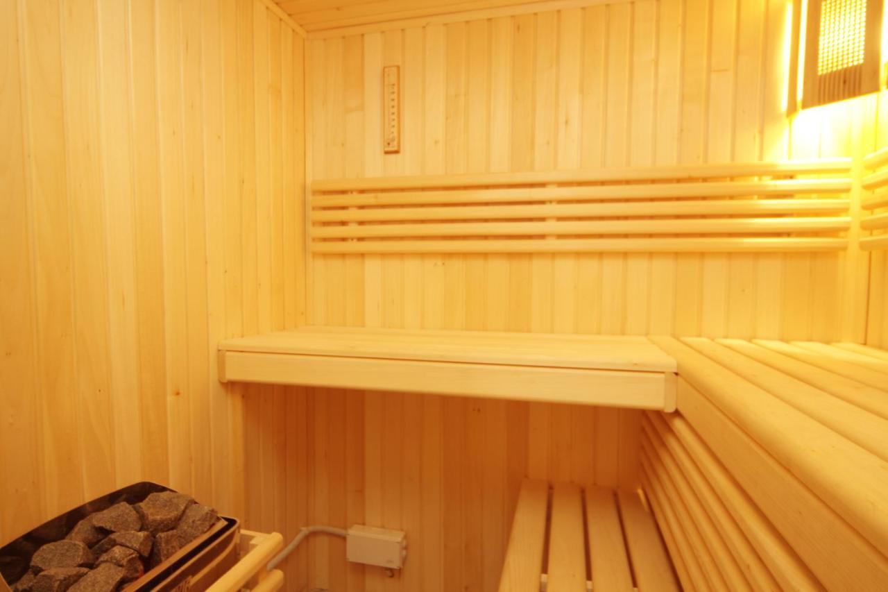 Lev Hotel Tukhlya Екстериор снимка